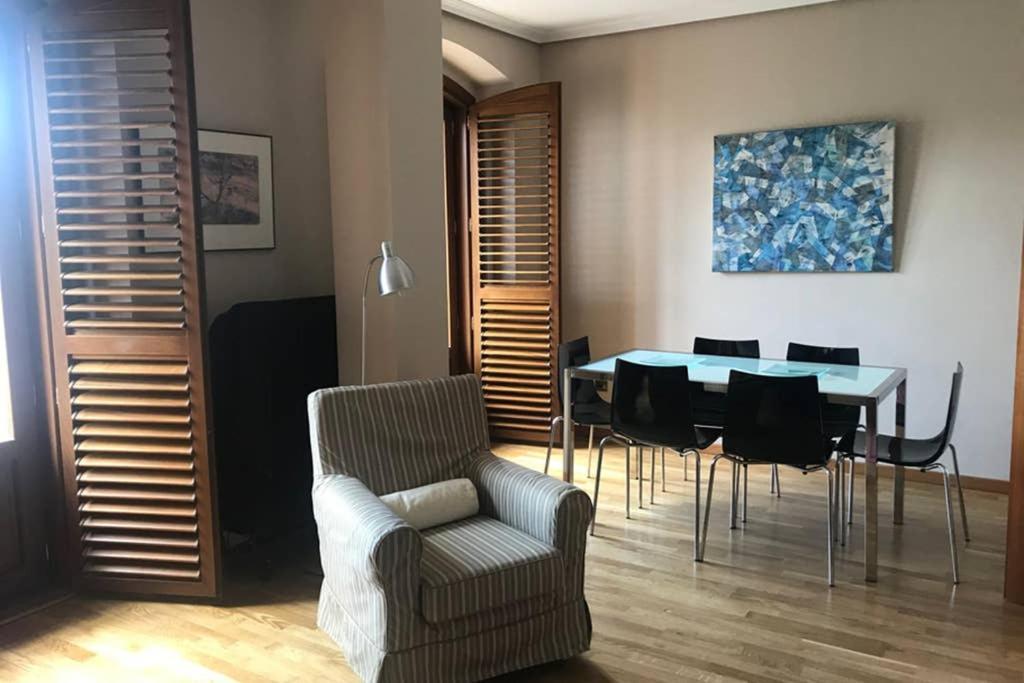 Morgan Apartment อาบีลา ภายนอก รูปภาพ